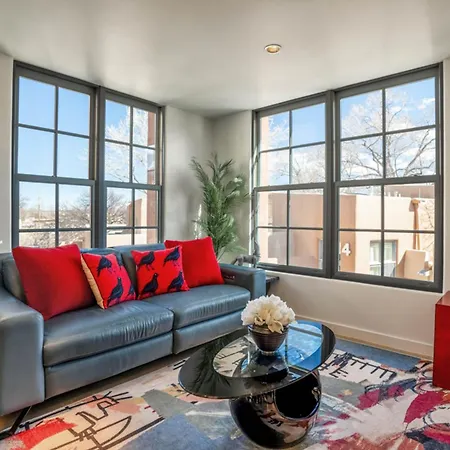 The Loft At Marquez Place Apartment *